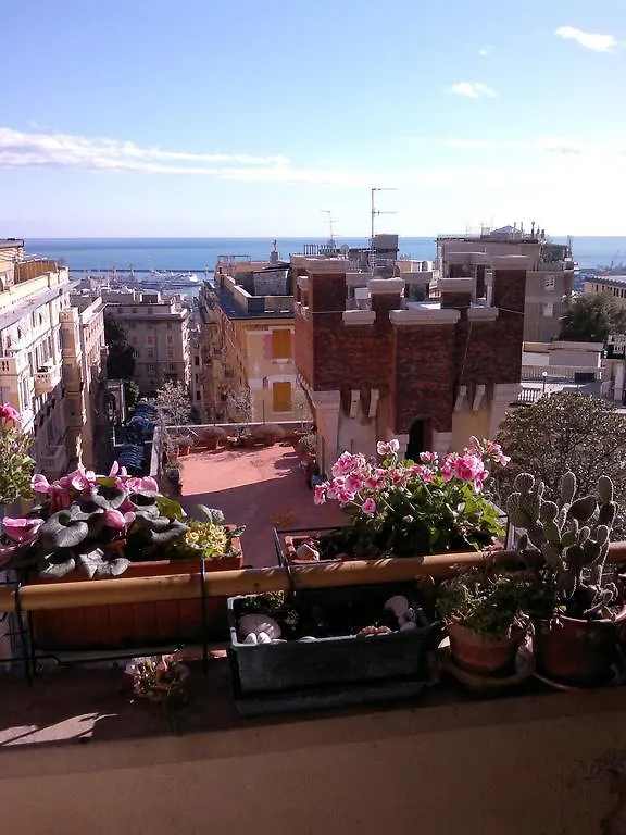 Bed & Breakfast B&B Maya & Leo Genoa