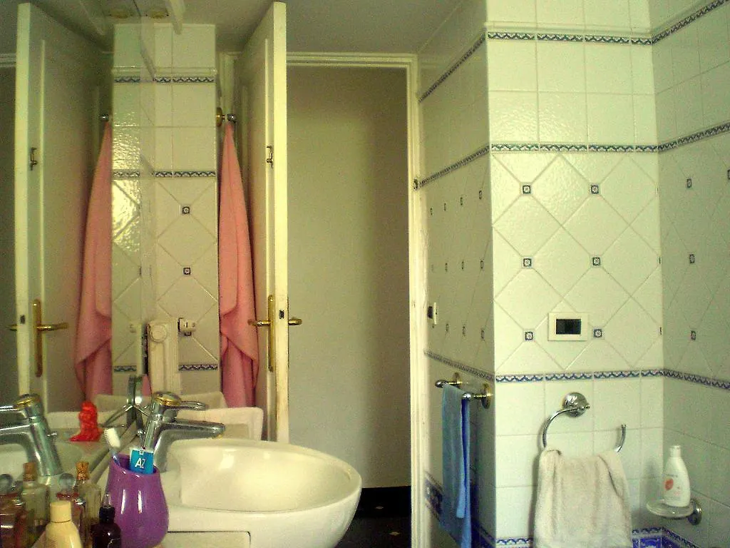 Bed & Breakfast B&B Maya & Leo Genoa